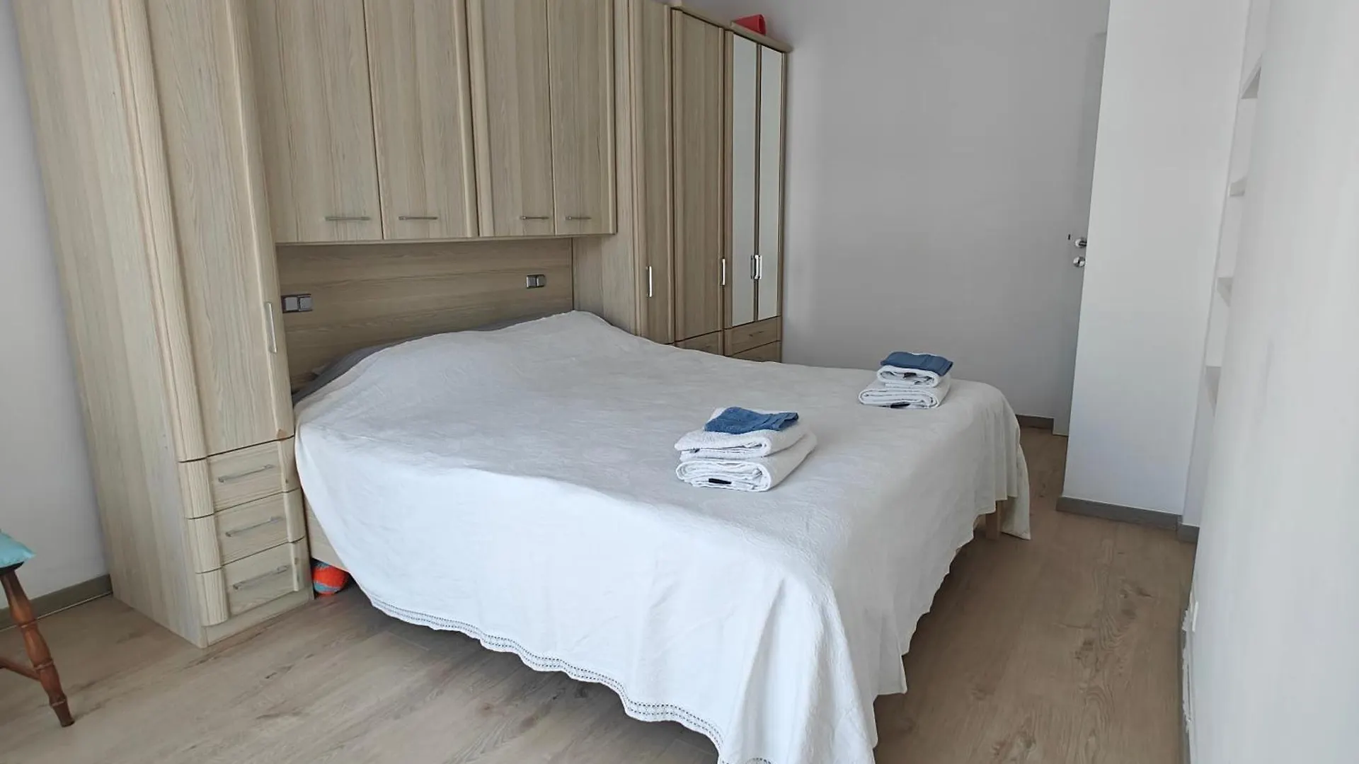 Cosy 2 Bedroom Apartment With Garden Brussels